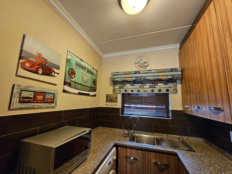 To Let 2 Bedroom Property for Rent in Die Bult North West